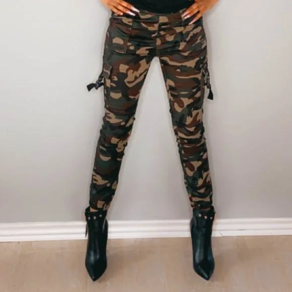 V.I.P - Picture 3 of 3